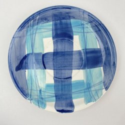 Retro-Teetasse mit blauen Karos 