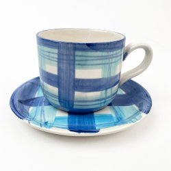Retro-Teetasse mit blauen Karos 