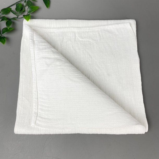 Hvidt vintage damask viskestykke