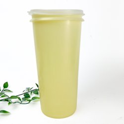 Stor gul tupperware opbevaringsb�tte