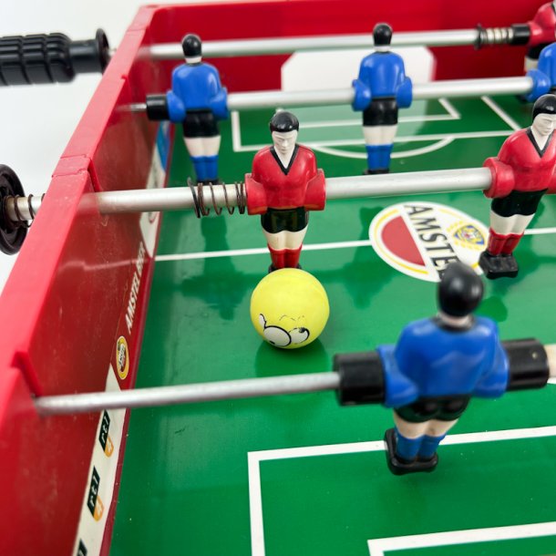 R�dt vintage bordfodboldspil