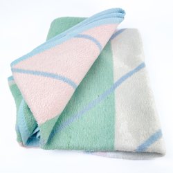 Pastellfarbene Retro-Decke