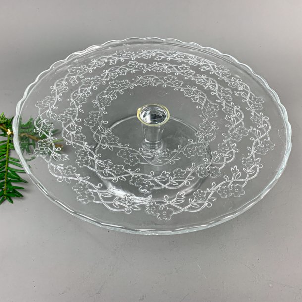 Vintage glas lagkagefad med blomsterdekoration
