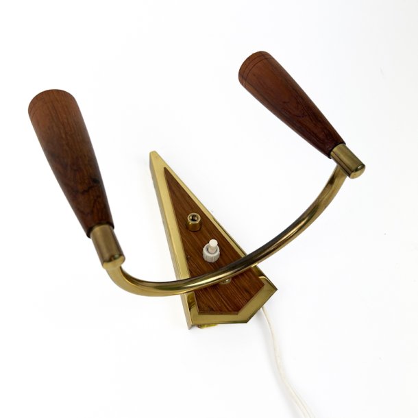 Retro v�glampe tr� messing