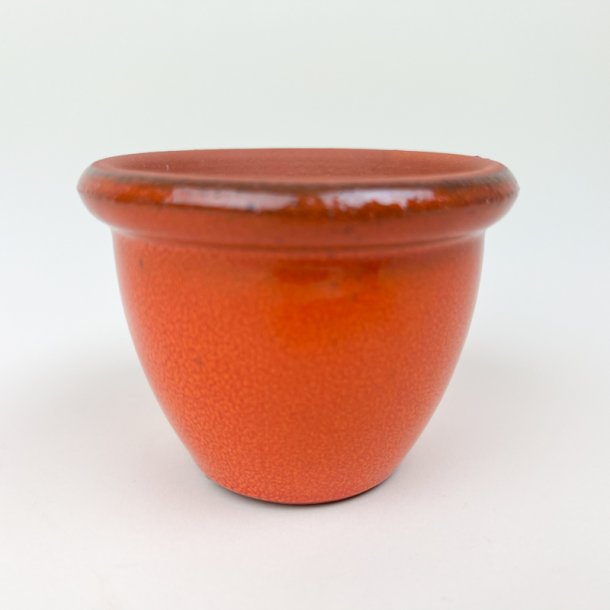  Lille retro orange urtepotteskjuler
