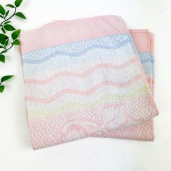 To pastelfarvede vintage h�ndkl�der