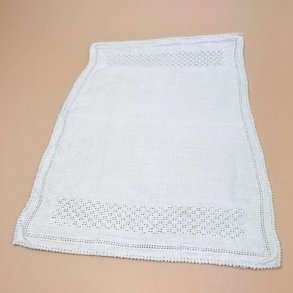 H�ndbroderet vintage lysedug 