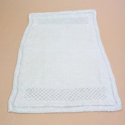 H�ndbroderet vintage lysedug 