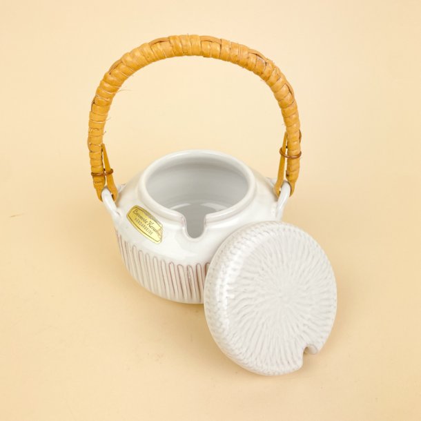 L�vemose vintage tekande med bambushank