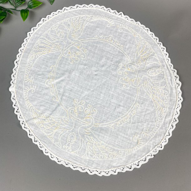 Hvid rund vintage lysedug