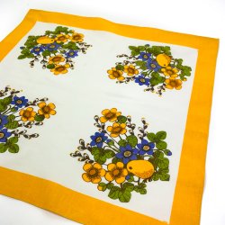 Retro lysedug med kyllinger 