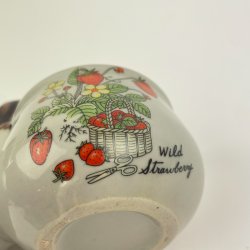 Vintage jordb�r marmelades�t