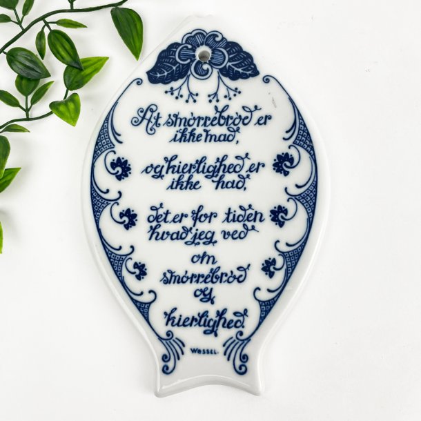 Blau-weies Vintage-Streichbrett  Porsgrund, Norwegen