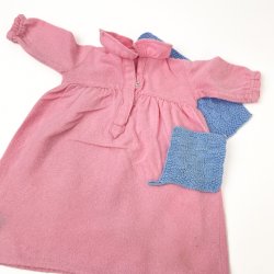 Rosa Nachthemd und Decken