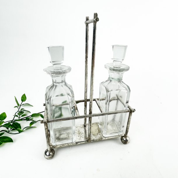 Vintage olie- og eddikest i glas og slv