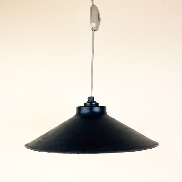 Sort retro arbejdspendel