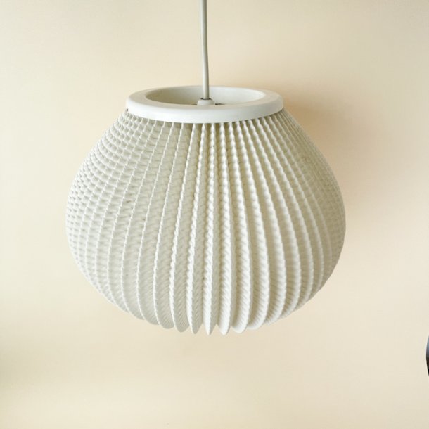 Lars Eiler Schi�ler lampe Pearl Shade fra 1960