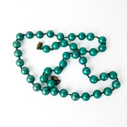 Turkis vintage perlek�de