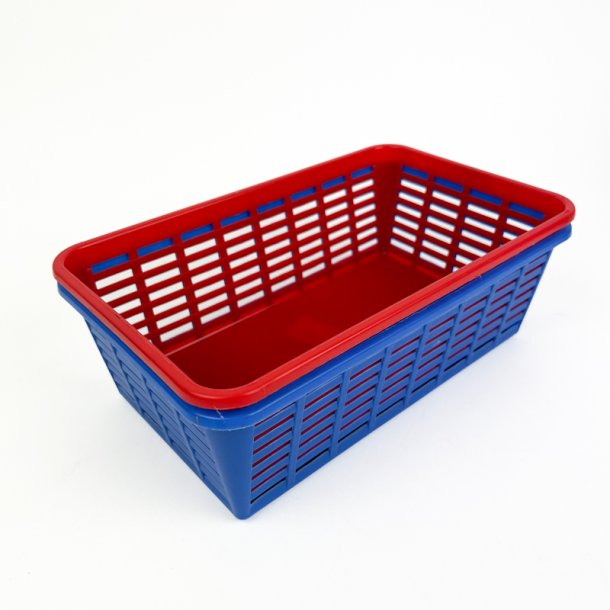 To retro plastikkasser