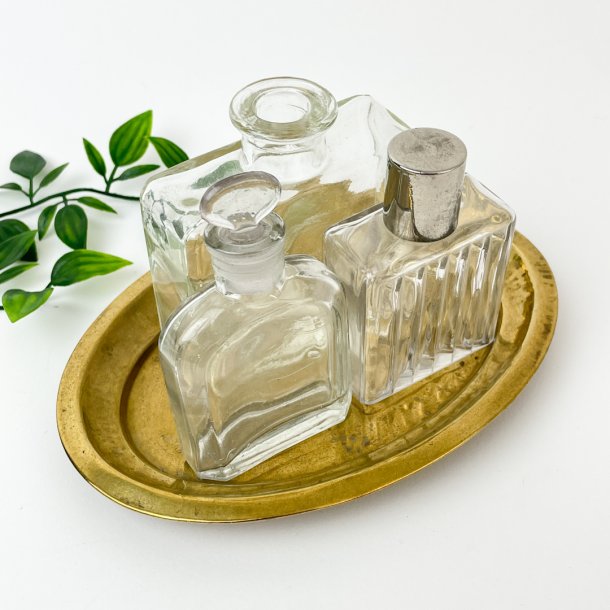 Vintage glasflakoner p messingfad