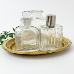 Vintage glasflakoner p messingfad