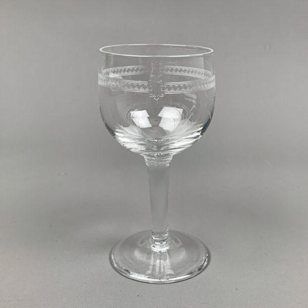 Vintage portvinsglas med ciselering