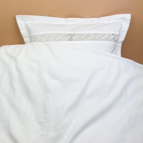 Hvidt vintage damask senget�j mellemv�rk