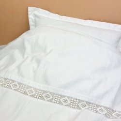 Hvidt vintage damask senget�j