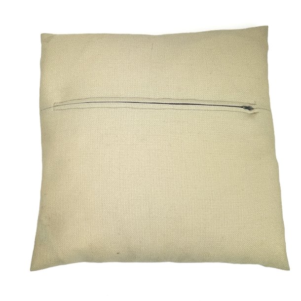 H�ndbroderet vintage pude med blomster