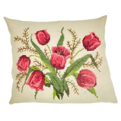 H�ndbroderet vintage pude med tulipaner
