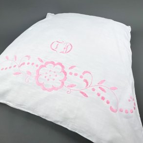 Hvidt vintage pudebetr�k lyser�dt broderi