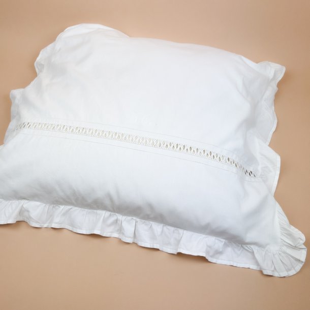 Hvidt vintage pudebetr�k med fl�sekant