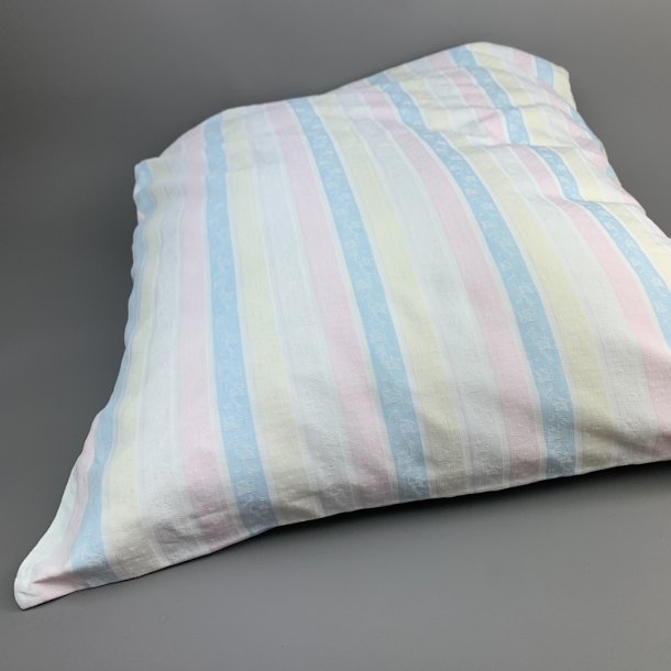 Pastelfarvet vintage damask pudebetrk 