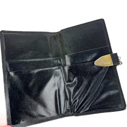 Sort vintage pung med metalsp�nde