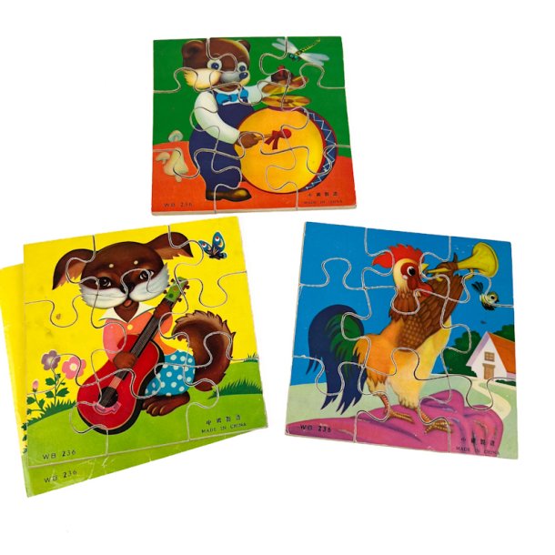 Tre farverige retro tr�puslespil
