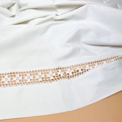 To elegante vintage pyntelagener med h�klet bort