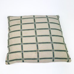Broderet retro pyntepude