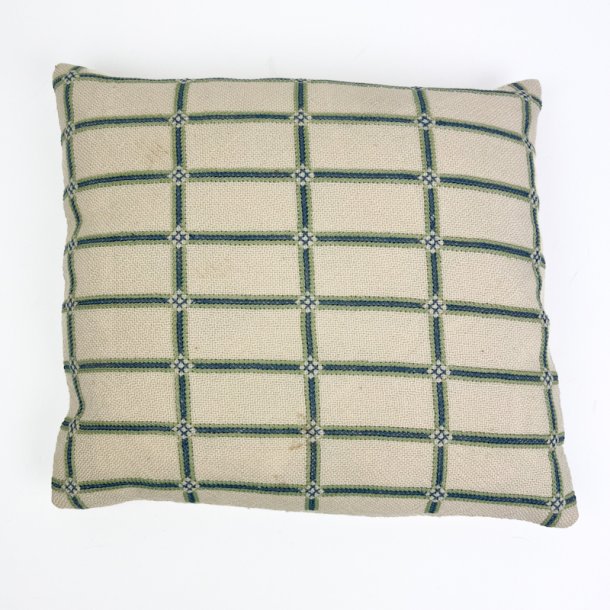 Broderet retro pyntepude