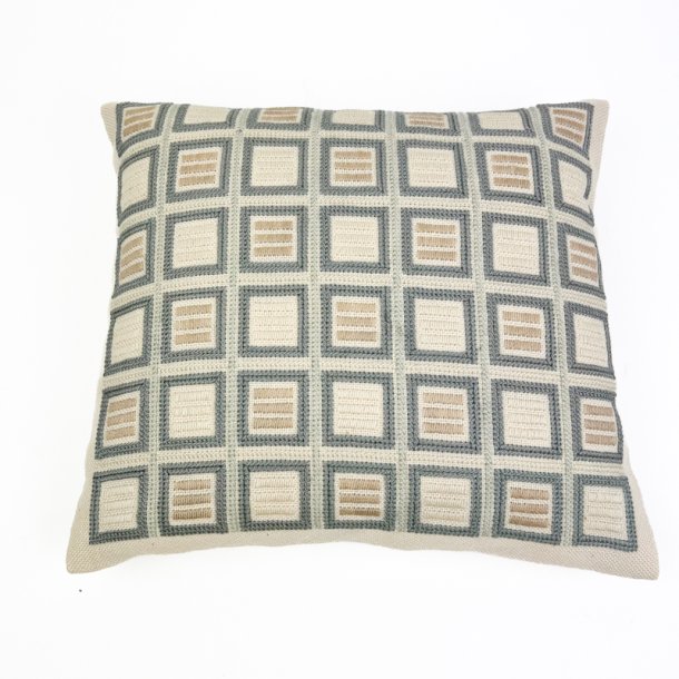 Broderet retro pyntepude