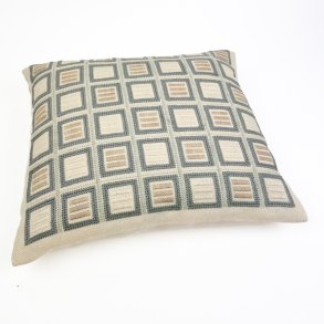 Broderet retro pyntepude