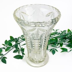Klare Vintage-Vase aus Pressglas