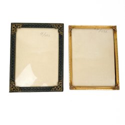 To vintage messingrammer - 15 x 18 cm