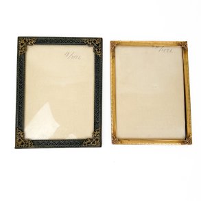 To vintage messingrammer - 15 x 18 cm