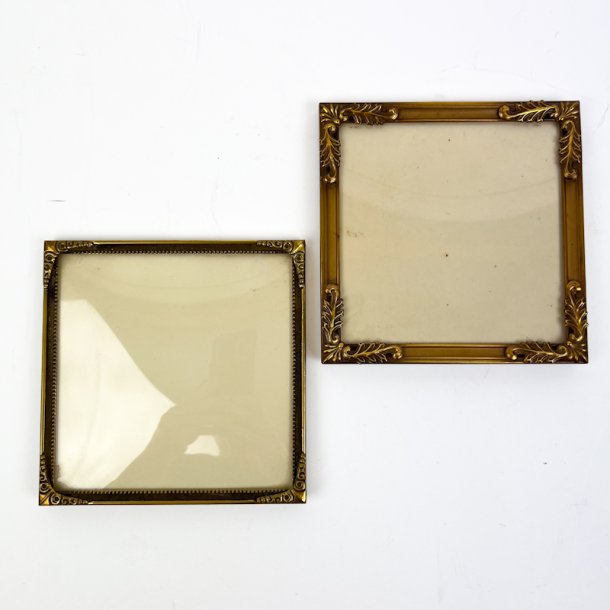 To gyldne vintage billedrammer - 13x13 cm