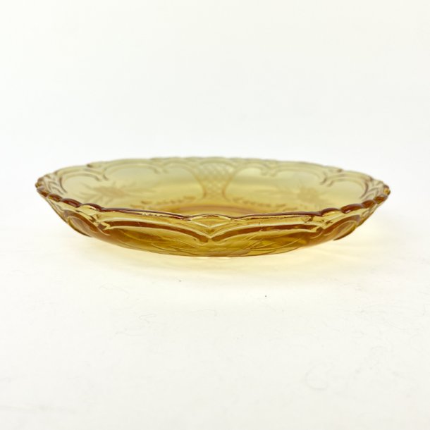 Ravfarvet vintage asiet i glas