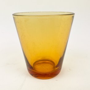 Ravfarvet retro glas
