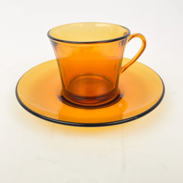 Ravfarvet retro kaffekop