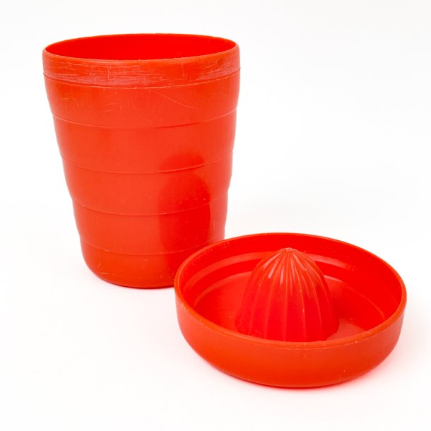 Retro Mehlstreuer mit Zitruspresse