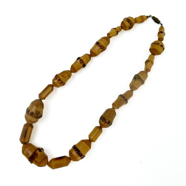 Vintage halsk�de i tr�