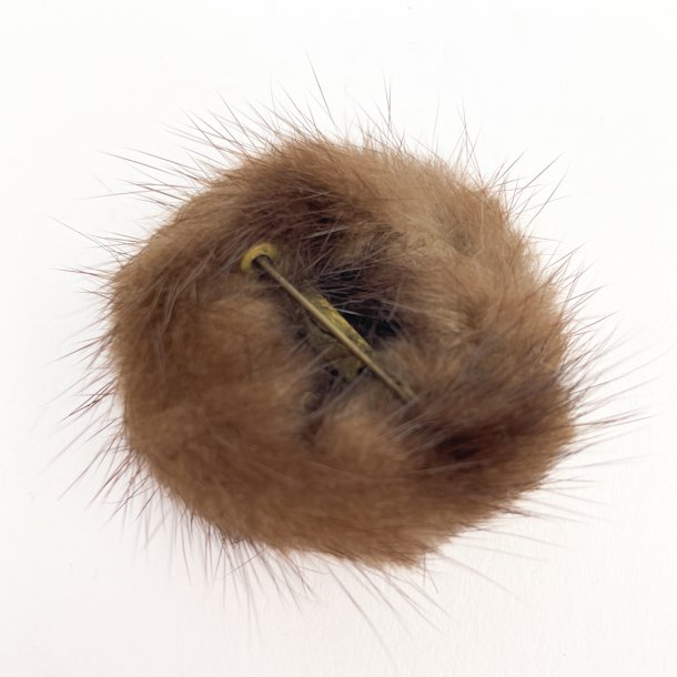 Vintage broche med pels og rhinsten
